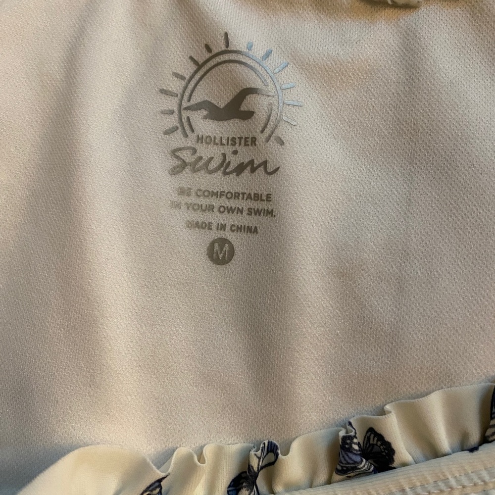 hollister bikini bottoms white with butterflies